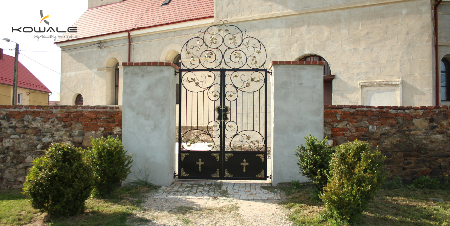 bramka furtka wejściowa kościół